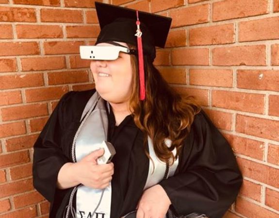 eSight and CNIB Scholarship Program to Benefit Students with Sight Loss